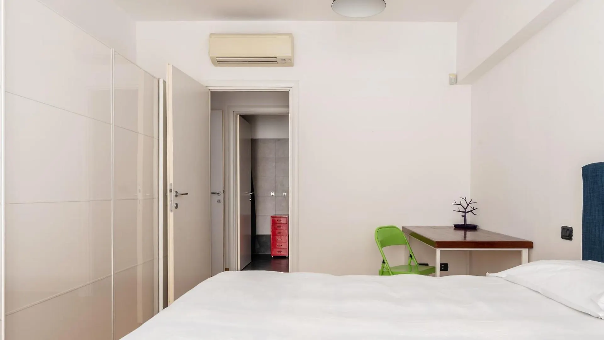 Industrial Loft - Mm Rovereto Milánó 0*,  Olaszország